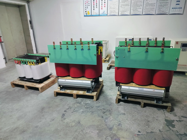 郾城KS11-1000KVA矿用变压器
